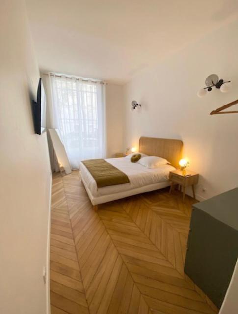 Apartamento Tour Eiffel/luxury N°6