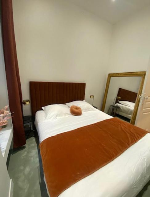 Apartamento Tour Eiffel/luxury N°6 *